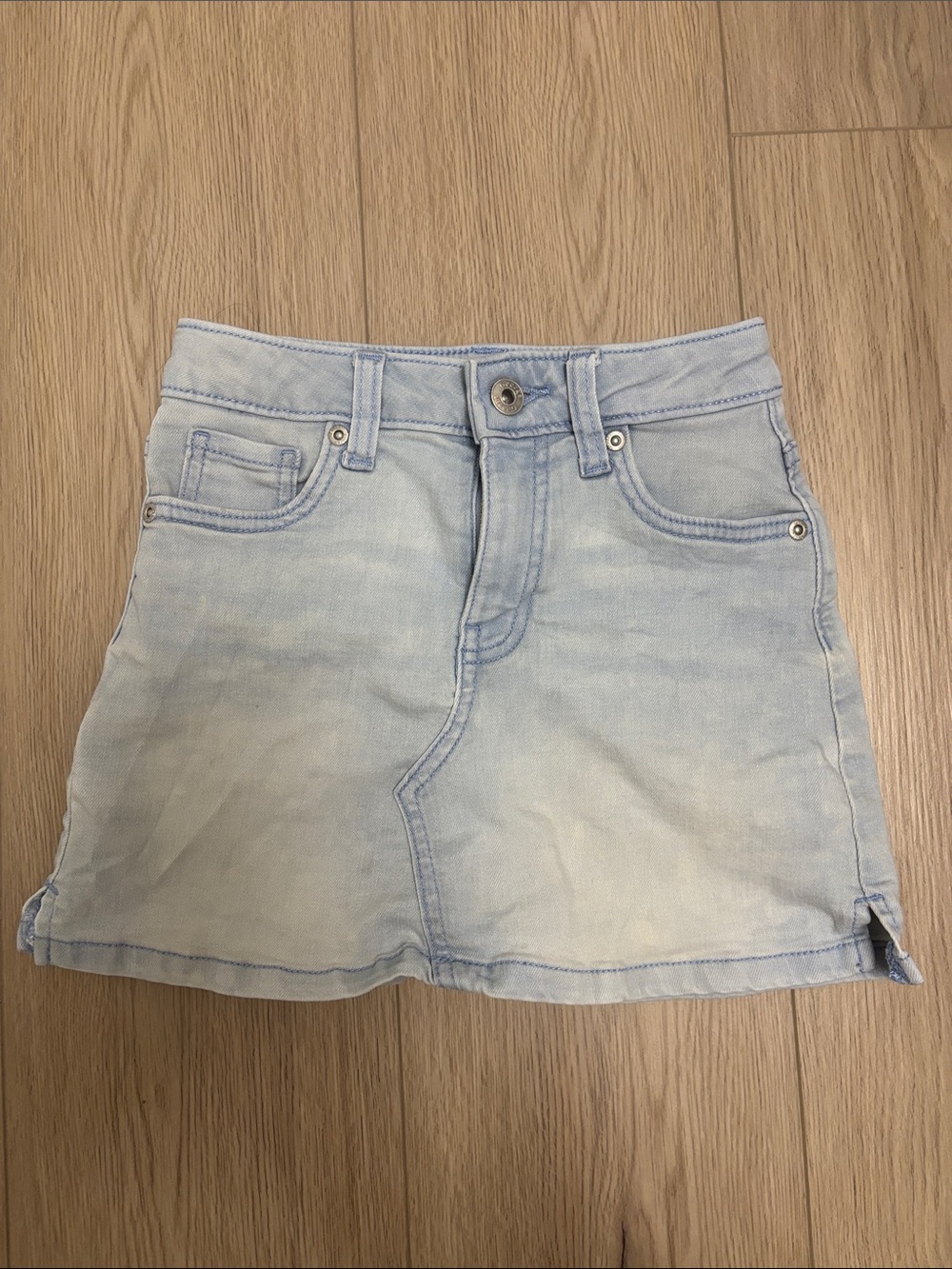 Nwot Girls Light Blue Denim Skirt size 7